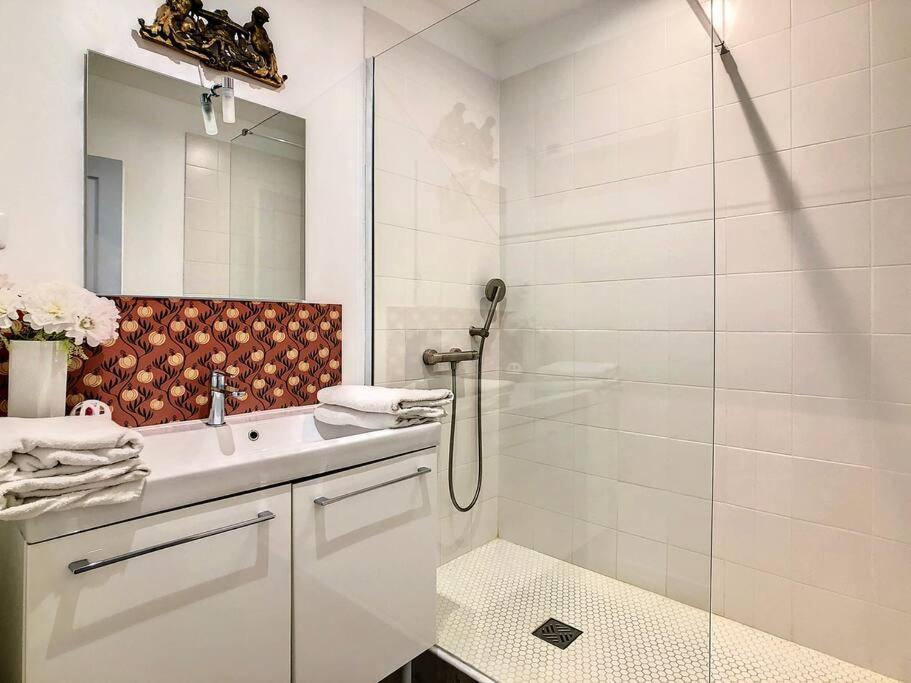 Le Bobo - Vieux-Port Apartment Марсилия Екстериор снимка