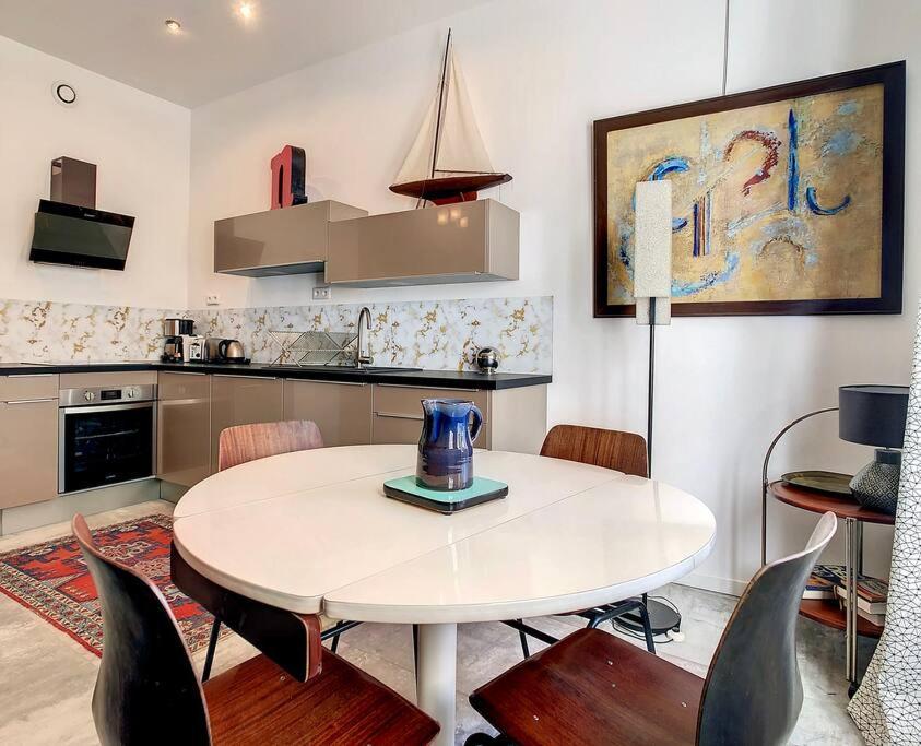 Le Bobo - Vieux-Port Apartment Марсилия Екстериор снимка